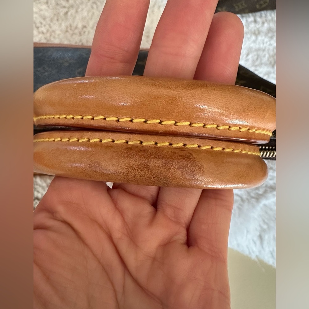 Louis Vuitton Vintage Monogram Alma PM - Picture 4 of 12